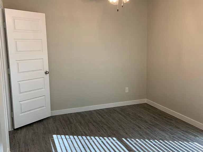 3608 Valencia Ave — Photo 14