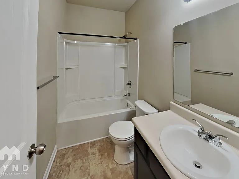 116 Laurelcrest Ln — Photo 13