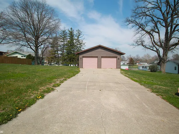 206 E Clark St, Clarinda, IA 51632