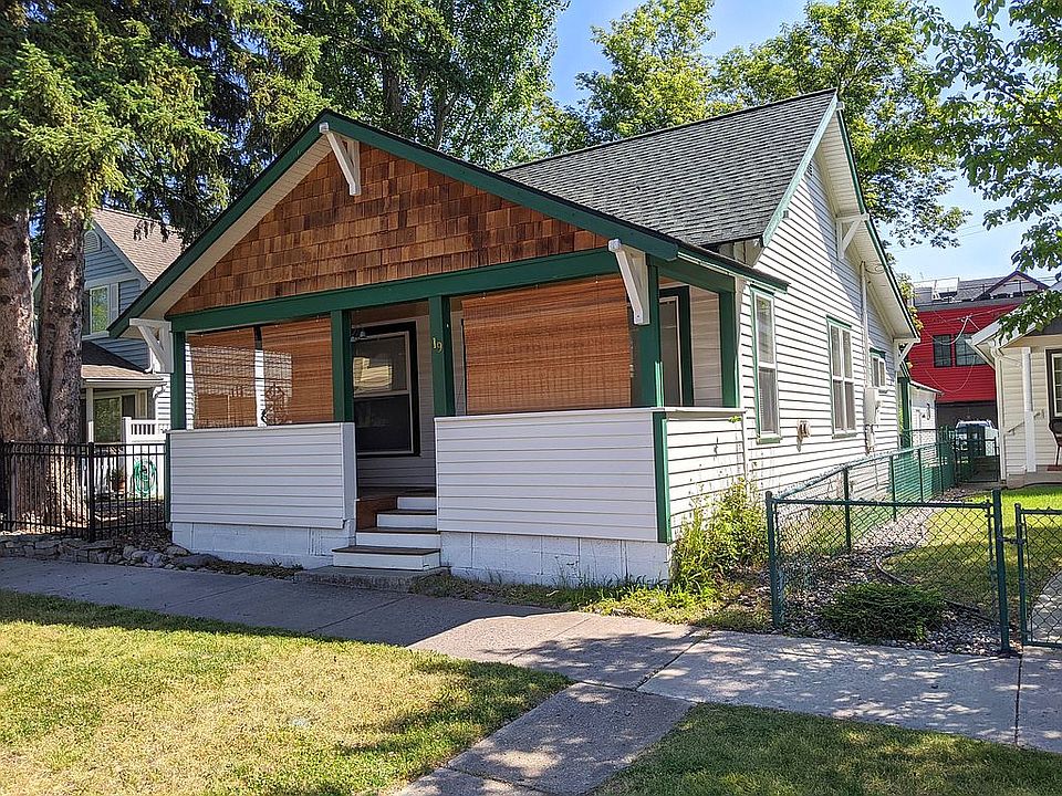 Street view covered porch.