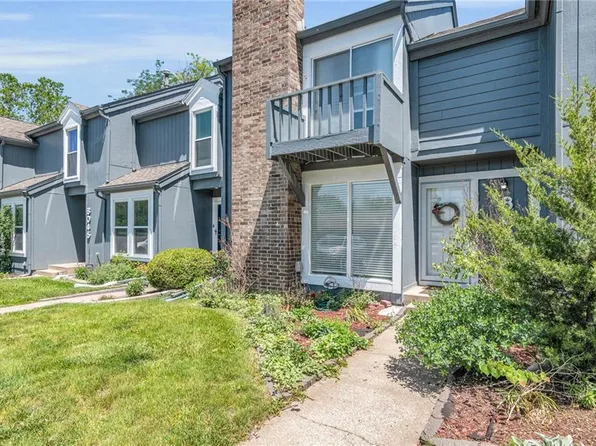 8049 Monrovia St, Lenexa, KS 66215