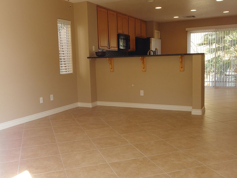 1st image of 10428 Wyatt Earp Ct