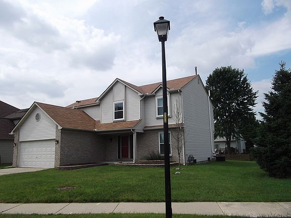 2nd image of 42826 Kent Dr