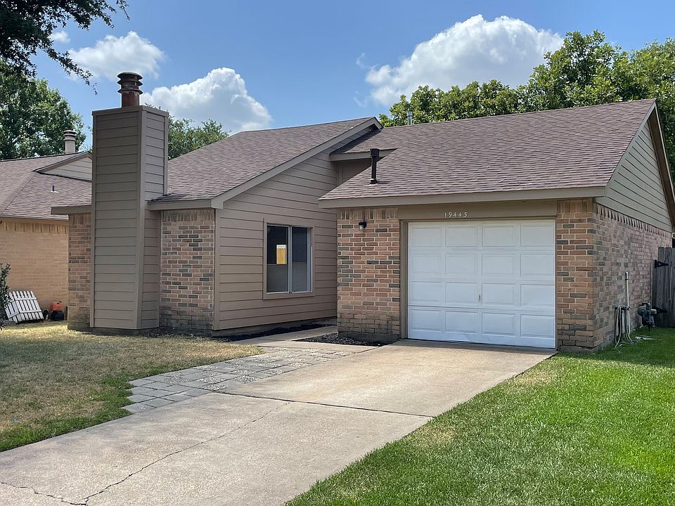 1st image of 19443 Cypress River Dr