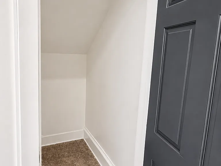 2125 Bolton St #1 — Photo 10