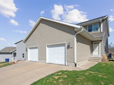 2129 Sugar Creek Dr NW #B, Cedar Rapids, IA, 52405