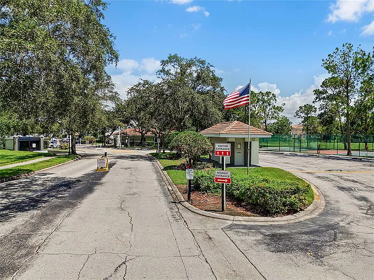 13929 Fairway Island Dr #818 — Photo 37