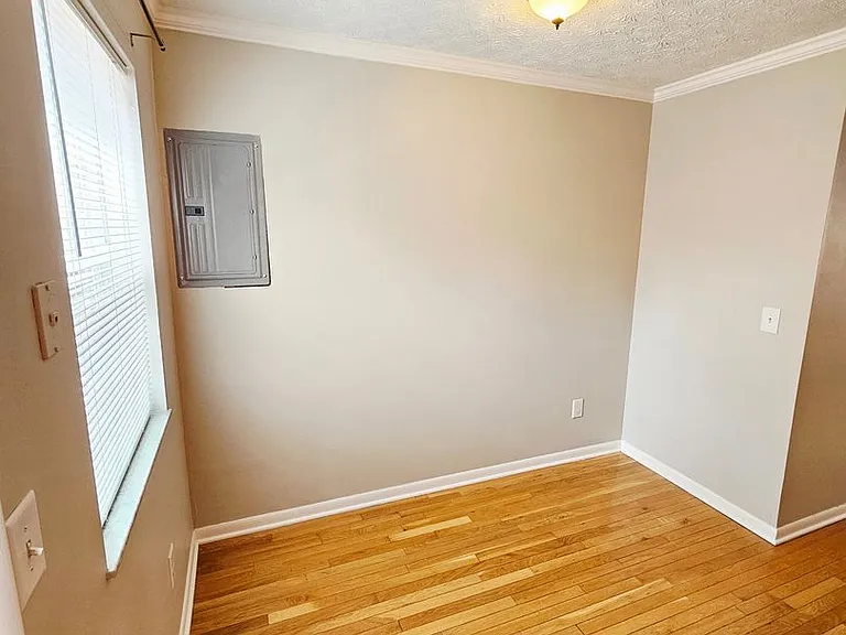 3054 Dorris Ave — Photo 11