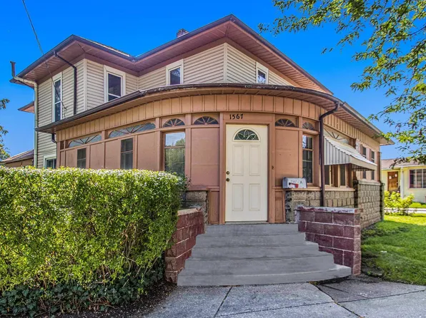 1567 W Franklin St, Elkhart, IN 46516