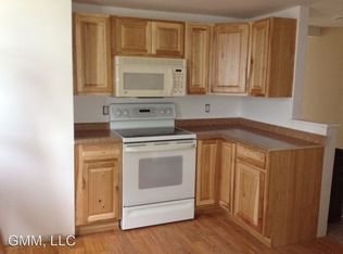 233 Bridge St, Morrisville, VT 05661