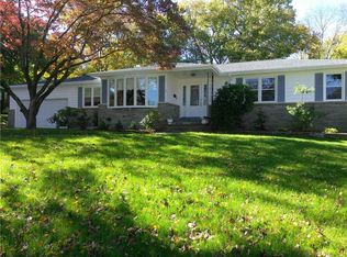 3 Susan Cir, Johnston, RI 02919
