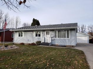 85 27th Ave N, Fargo, ND 58102