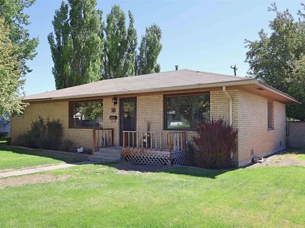 96 El Rio Drive, Alamosa, CO 81101
