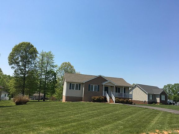 3rd image of 258 Frost Dr