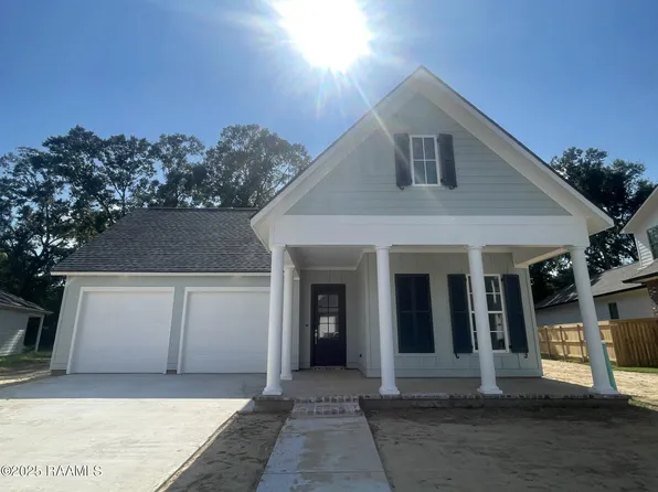 102 Manor House Ln, Lafayette, LA 70507