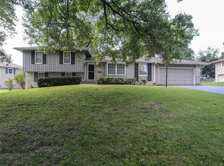 1201 E 110th St, Kansas City, MO 64131