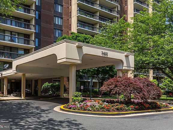 4th image of 7401 Westlake Ter APT 1012