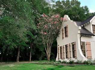 9282 Twin Beech Rd, Fairhope, AL 36532
