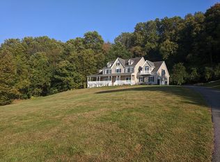 7 Johnston Dr, Bloomsbury, NJ 08804