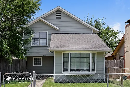 2041 New Haven Dr Photo 1
