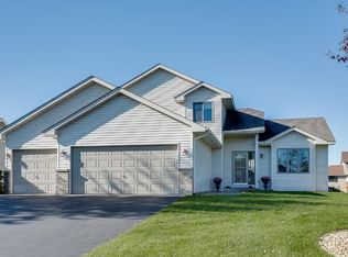 7871 Park Ave NE, Otsego, MN 55330