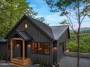 4076 Ridgeback Ln, Sevierville, TN 37862