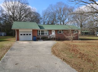 1409 Royal Trl, Manchester, TN 37355