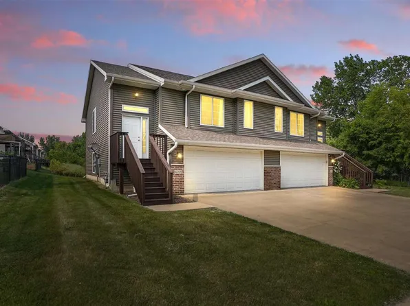 448 Rj Dr, Tiffin, IA 52340