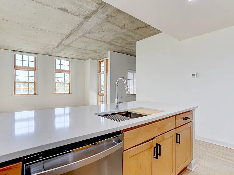 275 S Harrison St #311 — Photo 9