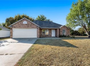 1002 SW Apache Dr, Bentonville, AR 72712