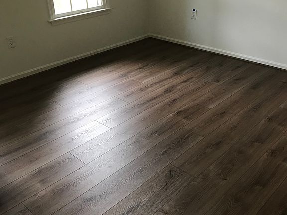 3rd image of 4915 Andrea Ave