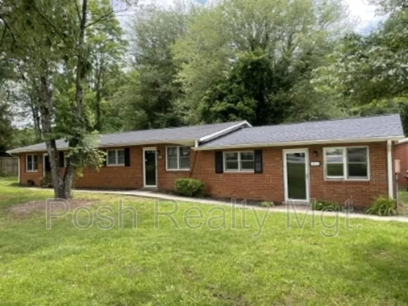 3517 Old Battleground Rd, Greensboro, NC 27410