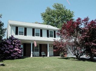 1781 Wickersham Ln, Lancaster, PA 17603