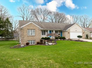 6696 City View Dr, Hudsonville, MI 49426