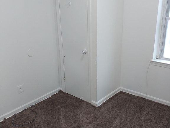 5th image of 2447 N Cleveland St