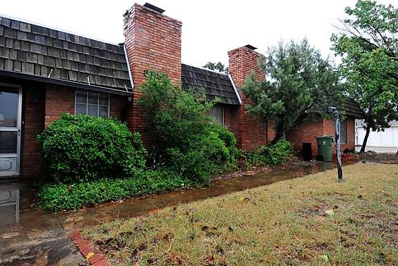 4th image of 3705 W Pioneer Pkwy