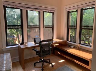 935 Michigan Ave FL 3, Evanston, IL 60202