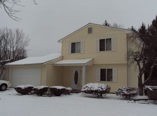 7935 Wedgefield Dr, Indianapolis, IN 46217