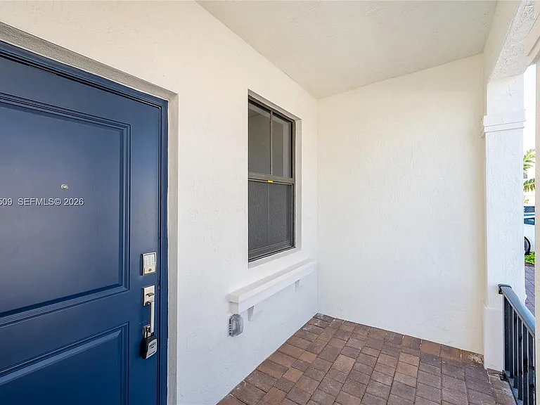 11930 SW 246th Ln #11930 — Photo 5