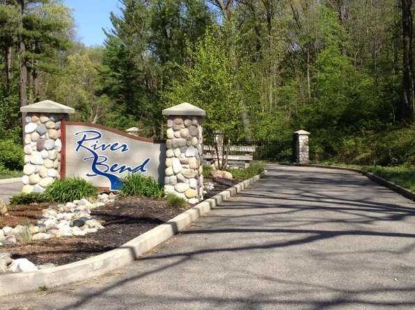 1650 Whitetail Cir, Niles, MI 49120