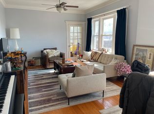 2122 W Ainslie St APT 2, Chicago, IL 60625