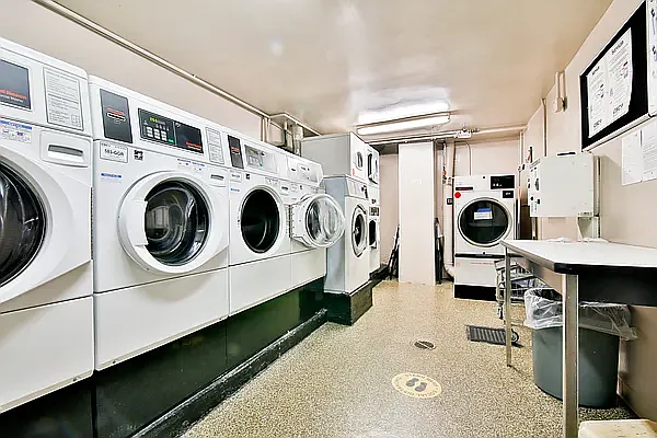 Rented by Platinum Properties | media 14