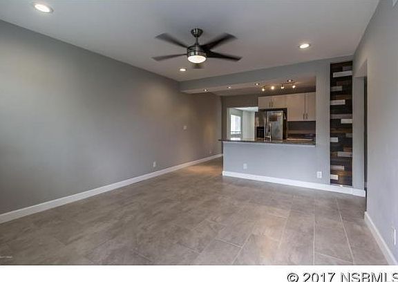 3rd image of 133 Arroyo Pkwy