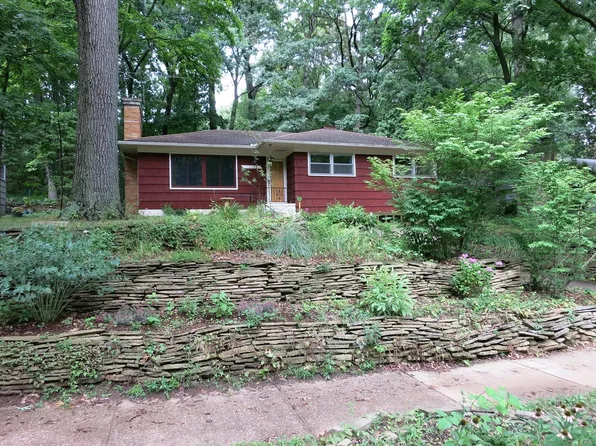 1122 Mixtwood Rd, Ann Arbor, MI 48103