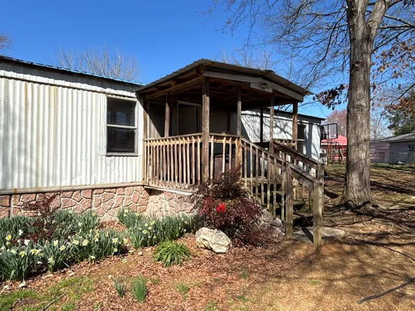 192 Handcar Way, Tunnel Hill, GA 30755