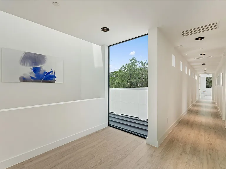 1501 Ridgecrest Dr — Photo 20