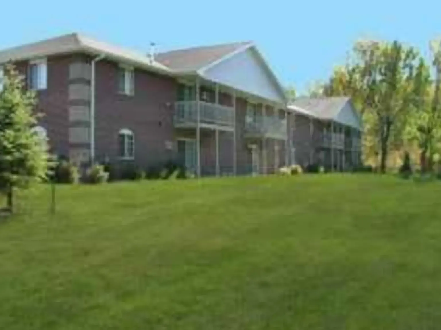 Deerbrook Apartments — Photo 3