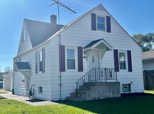 501 Elsie Ave, Crest Hill, IL 60403