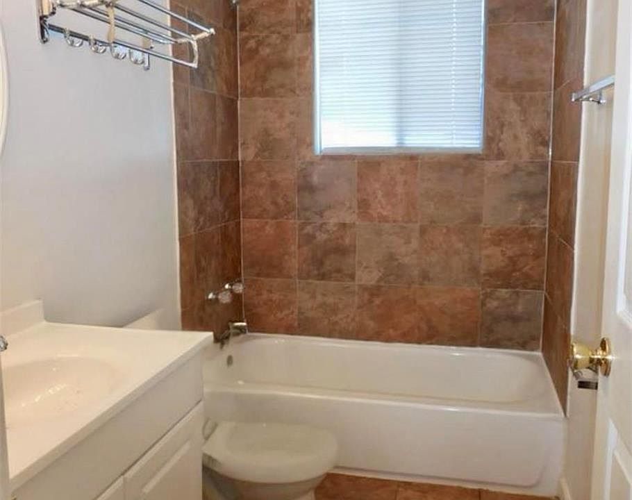2nd image of 10752 Tropic Dr #52-54