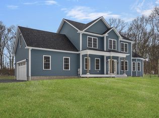 91 Cross St, Seekonk, MA 02771